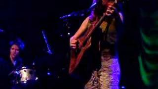 Ani DiFranco - Manhole (Brussels &#39;07)