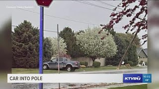 Crash into power pole sparks outage in Boise, Kuna