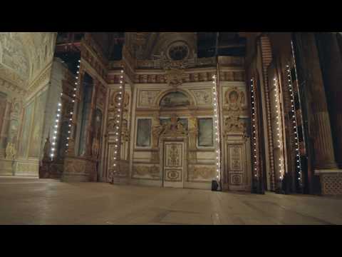 Aναπαράσταση της ρεαλιστικής σκηνογραφίας του 19ου αιώνα μέσα από την αναπαραγωγή μιας σκηνογραφίας του Pierre-Luc-Charles Cicéri.