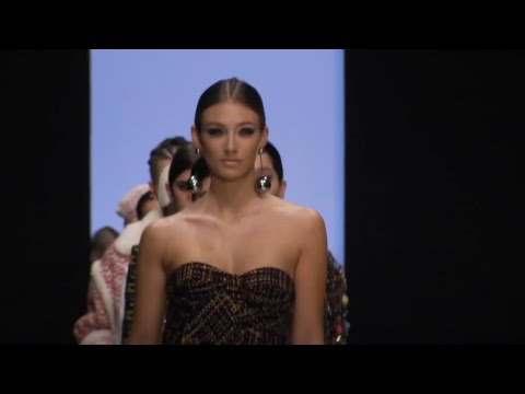Elisabetta Franchi Fall-Winter 2019 | Fashion Show | Retro Future