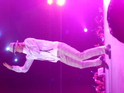 [FANCAM] 100410 SS2 Phils : Beautiful - Donghae Solo