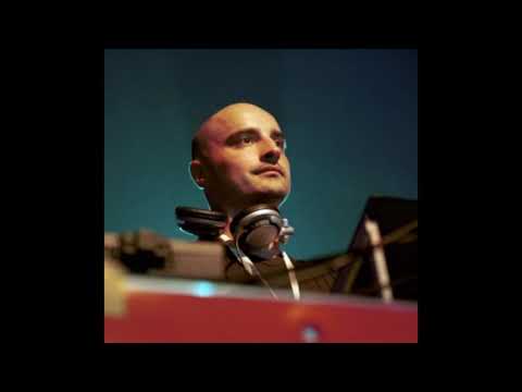 Michael Burian aka DJ Elektromajk - Dance Extravaganza on Evropa2 02-03-2002