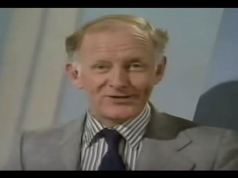 download lagu mp3 mp4 Eddie Waring, download mp3 Eddie Waring free download, download mp3 Eddie Waring