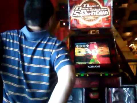 Playing AC DDR - 01: SP-TRIP MACHINE ~JUNGLE MIX~ (Expert) B