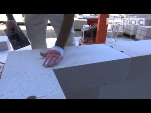 AEROC bloku rindas virsmas sagatavošana pirms līmes uzklāšanas