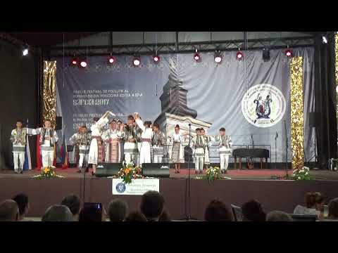 Formația de dansuri a Centrului Artei Populare din Nicolinț