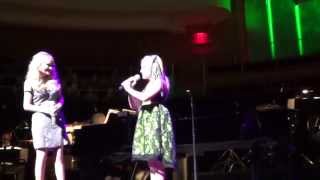 Kristin Chenoweth singing duet &quot;For Good&quot; with 9 year old girl Brooke Besikof