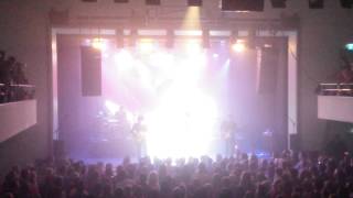 Pegasus - Lay low (live)