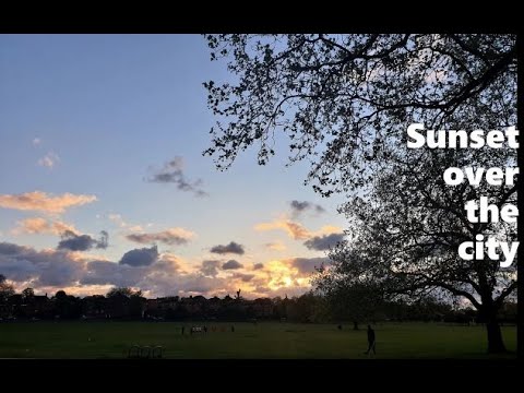 Sunset over the city | A few moments of contemplation and relaxation