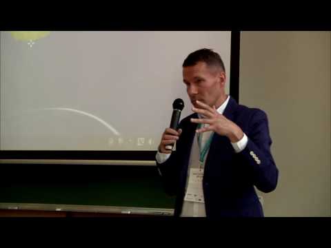 O kompetencji komunikacyjnej studentów programu Erasmus+, dr hab. Sebastian Piotrowski