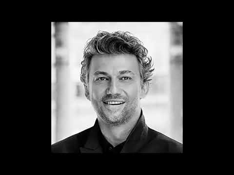 MODERN OPERA SINGING vs. REAL SINGING - Mario Del Monaco