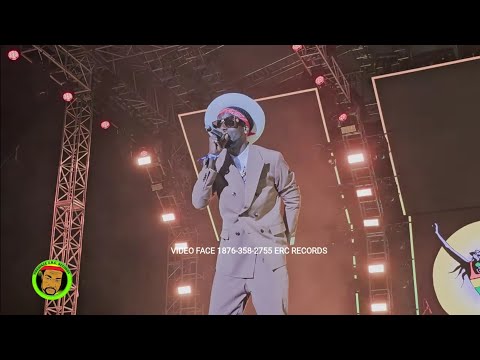 YOUNG WILD APACHE BRING OUT HIS MOTHER LIVE PERFORMANCE AT REGGAE SUMFEST 2025