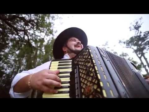 O Gauchão Vai Te Pegar   JJSV  Clipe Oficial  Julian & Juliano e Só Vanerão