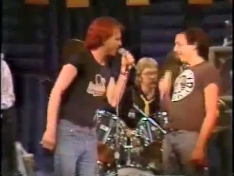 Kenny & The Kritix - Mr. Bass Man