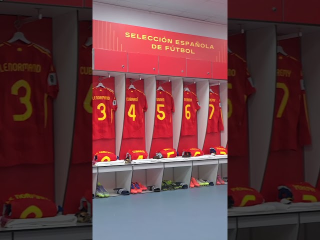 Vídeo relacionado con RFEF Bufanda Oficial de España | Detallada con el Escudo de la Selección y la Estrella del Mundial - Medidas 130 x 20 cm