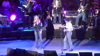 George Strait &amp; Faith Hill - Let&#39;s Fall to Pieces Together (Dallas 06.07.14) HD
