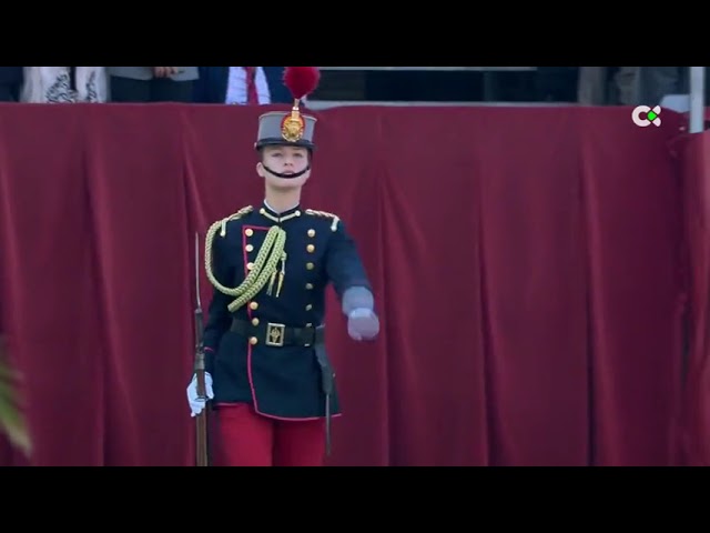 Vídeo relacionado con BANDERA PRINCESA DE ASTURIAS. CASA REAL ESPAÑOLA. RASO PREMIUM. TAMAÑO GRANDE 150X90 CM