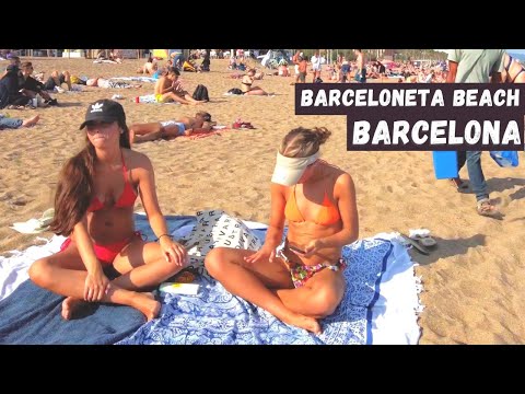 🇪🇸 Hot Day in Barcelona Beach - Spain ☀️🏖️ Amazing Barceloneta Beach Walk - 4K