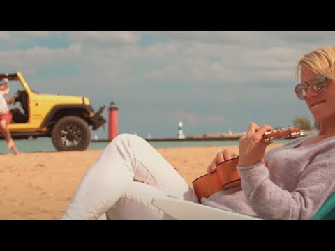 Betsy Ade & the Well-Known Strangers - Light Up My Summer (Official Video)