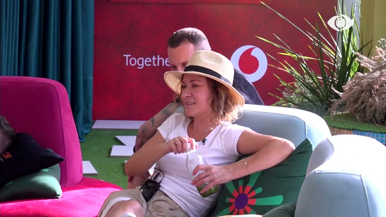 “Ti do të bëhesh seksi para kamerave…”/ Françeska komenton ‘twerk-un’ e Eglës