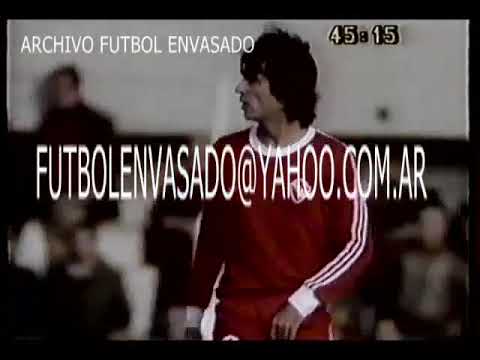 Argentinos juniors vs lndependiente. Torneo Metropolitano 1980. Diego Maradona.