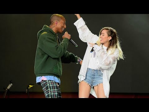 Pharrell Williams &  Miley Cyrus - Happy (Live at One Love Manchester)