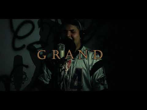 GranD - Falsas Caricias