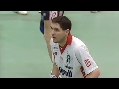 4 de los 14 goles de Kalarash en la Supercopa Europa 1996/97. Lemgo - BM. Granollers. Semifinal.