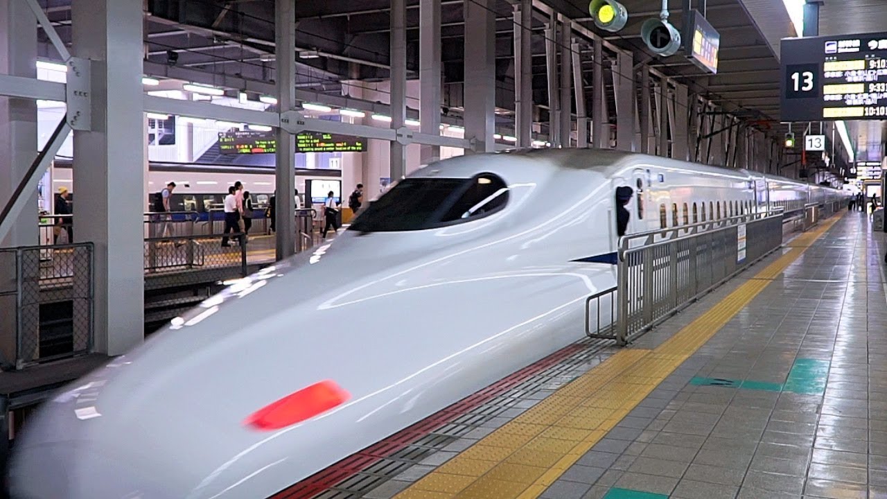 Fastest Train in Japan - Shinkansen Nozomi SUPER EXPRESS Review Japanese Bullet Train