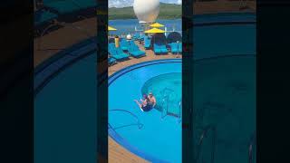 Flori on the go....💃 ❤️ 🌷 🛳 ⛱️ 🌇  #youtubeshorts #cruise #trending #viral #travel #ytshorts #fun