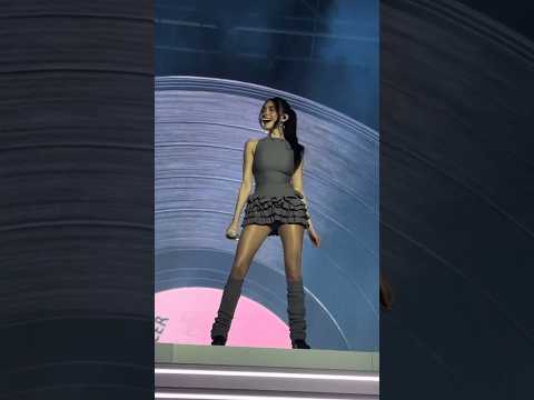 Madison Beer’s mute challenge goes TERRIBLY wrong! 😂 #shorts #madisonbeer