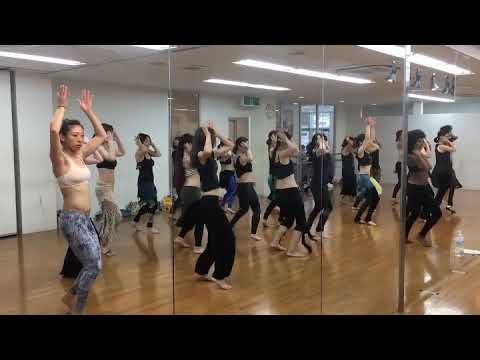 Osaka, Japan: Fast Fusion Bellydance Combo