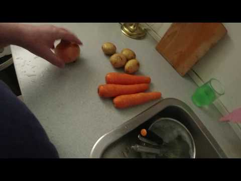 MongoTV_4879 - Del 2 - TØJVASK I BADEKAR - SKYLNING