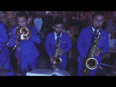 Juan Piña - Golero Desconfiado (En Vivo)