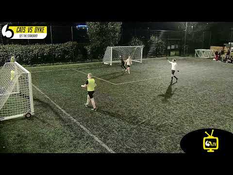 Super Cats vs Dyke Road Donz - Hove Park, Sunday - Season 12 - Week 1 - 12.12.2021