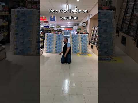 Perfect Slide 😂 #fürth #comedy #funny #lustig #einzelhandel #slide #holiday #vacation #rutschen