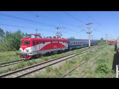 Tren R5732 Cacica - Suceava pleaca din Darmanesti cu EC113 - 19.05.2022