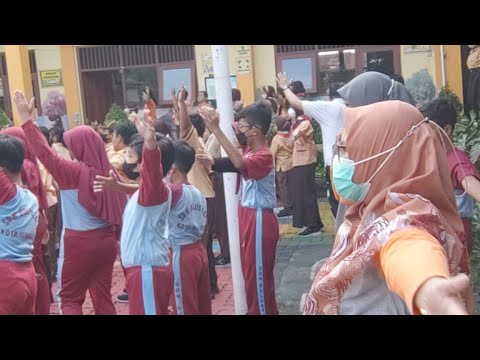 Senam Rutin "Buhat" Bulustalan Sehat