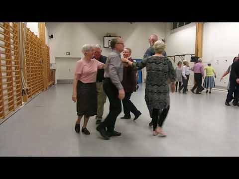 Trekantet sløjfe fra Thy (DK) / Fauerboegnens Folkedanserforening