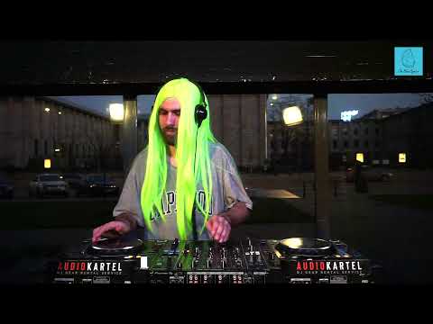 The Blue Oyster: Kyrmin / 19.04 / 19 - 20