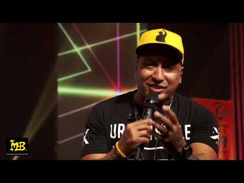 LIVE RENATO DA ROCINHA - NOS BRAÇOS DO AMOR (VÍDEO OFICIAL)