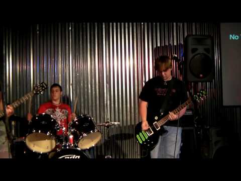 EightyD-I Can't/One Step Away live at the Warehouse