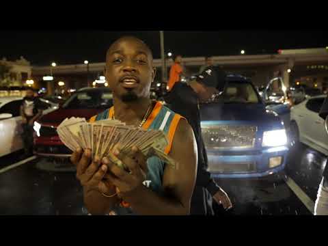 Hit Em Up Rondo ft. Goldenboy Countupboy - "ROAD RUNNA" (Official Video)