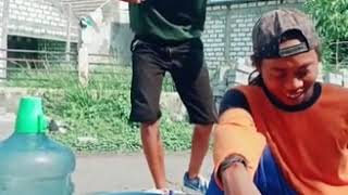 Download lagu Story wa lucu joget santuy gokil mp3 Download lagu Story wa lucu joget santuy gokil mp3