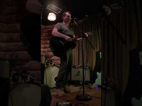 Dick Valentine sings Pink Flamingoes, at The Junk Bar, Brisbane