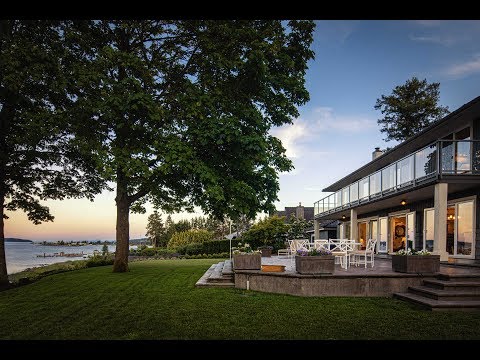 3839 McDougall Way | Campbell River - The Agency