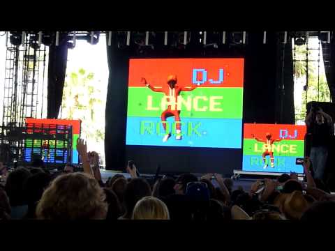 DJ Lance Rock YO GABBA GABBA LIVE - Coachella 2010