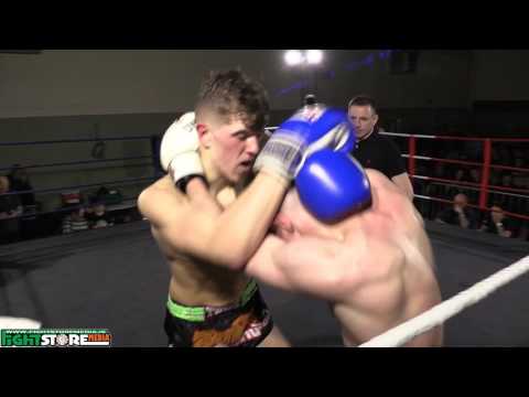 Liam Burden vs Casey Walsh - Thai Wars