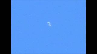 preview picture of video 'Weird- shape changing UFO in the sky Murrysville, Pa July 27 2013'