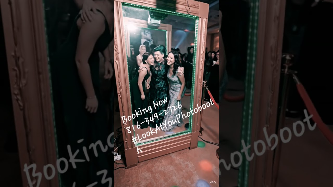 Promotional video thumbnail 2 for Look At You Photobooth